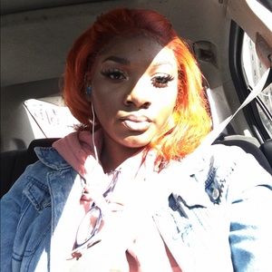 Meet your Posher, Jazmin